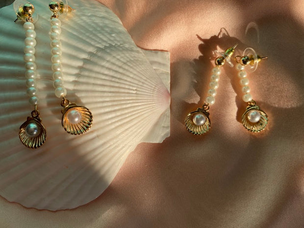 Pearl Drop Open Shell Earrings- Small Pearls