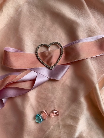 Lydia Diamanté  Heart Waist Tie